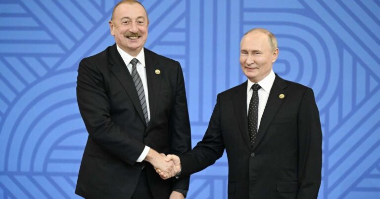 Putin Azərbaycanla bağlı suala niyə geniş cavab vermədi?