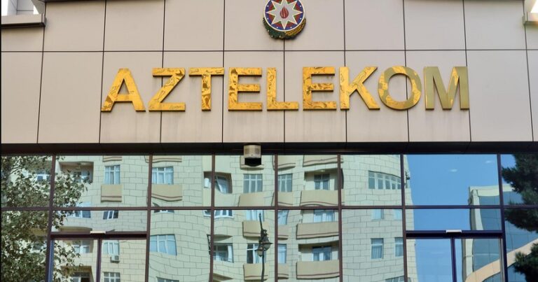 “Tonlarla kabelləri çıxarıb satırlar, amma maaşımızı artırmırlar” – “Aztelekom”dan iddialara CAVAB