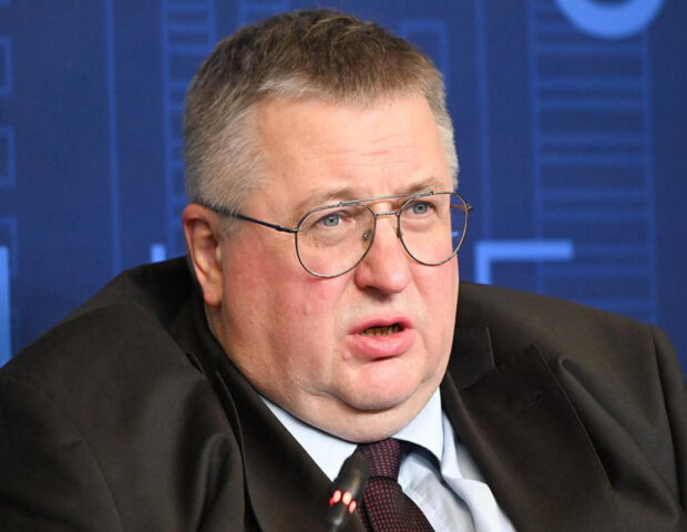Aleksey Overçuk: “Ermənistana münasibətdə iqtisadi siyasətimizi yenidən qiymətləndirməliyik”