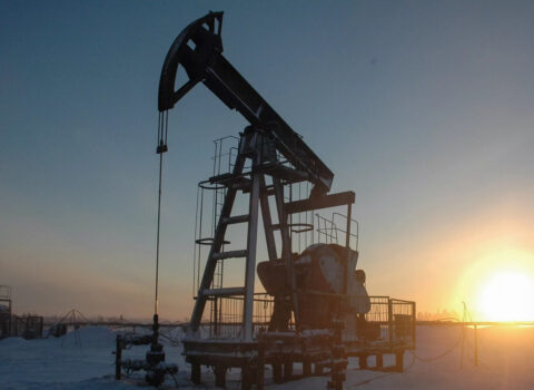 Azərbaycan neftinin qiyməti 74 dollara yaxınlaşıb