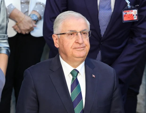 Türkiyənin müdafiə naziri: Krımın işğalını tanımırıq