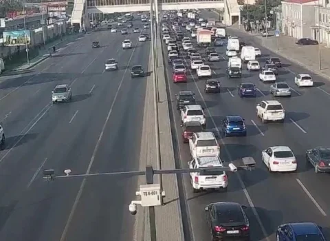 Bu yollarda sıxlıq var — SİYAHI