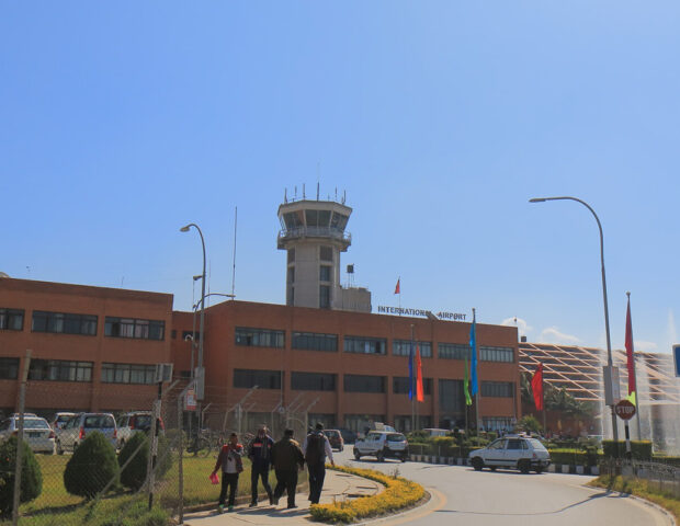 Bu ölkədə bütün hava limanları fəaliyyətini dayandırdı
