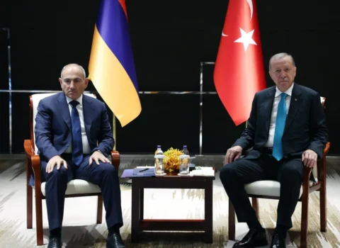 Ərdoğan ŞƏT sammitində Paşinyanla görüşdü