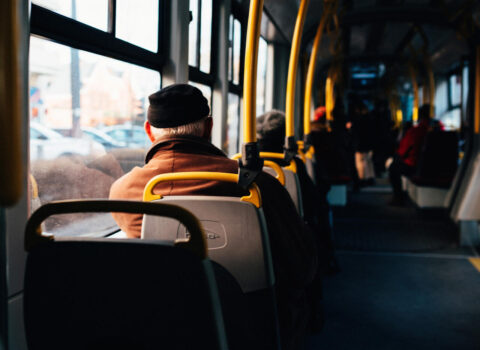 Sumqayıtda 54 yaşlı kişi avtobusda öldü – FOTO