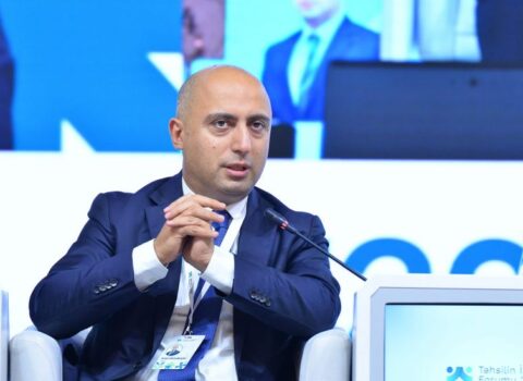 Elm və təhsil naziri: İbtidai təhsildə, dərsliklərdə problemlər var