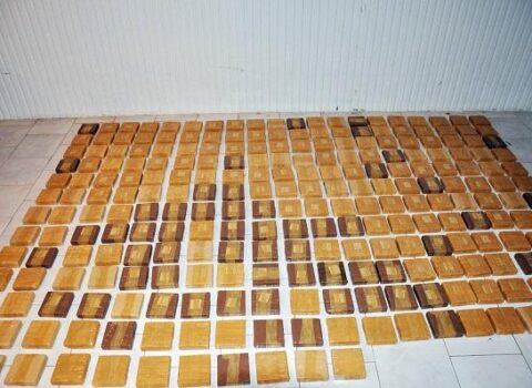 Azərbaycandan gələn maşında heroin aşkarlandı