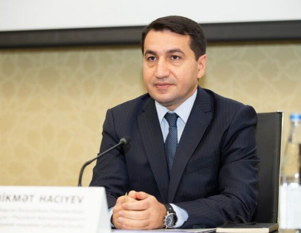 Hikmət Hacıyev Vətənə qayıdışla bağlı paylaşım etdi
