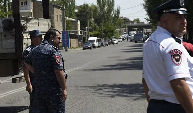 “Kameraları söndürün, İlham Əliyev qəzəblənəcək” – “Yerablur”da gərginlik