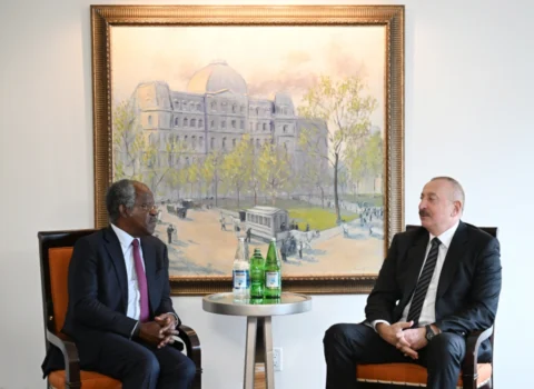 Prezident İlham Əliyev Nyu-Yorkda “Global Infrastructure Partners” şirkətinin baş icraçı direktoru ilə görüşüb