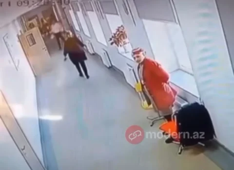 Şagird və xadiməni döyən direktor müavini işdən çıxarıldı