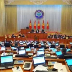 Qırğızıstan Parlamenti buraxıldı, yeni seçkilər nə vaxt keçiriləcək? 
