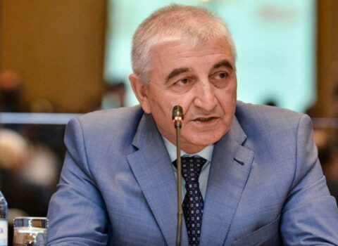 Məzahir Pənahovun oğlu keçmiş arvadına uduzdu – FOTOLAR