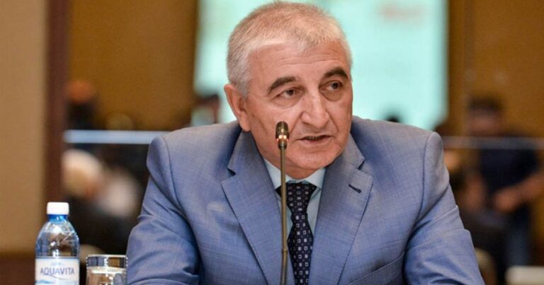 Məzahir Pənahovun oğlu keçmiş arvadına uduzdu – FOTOLAR