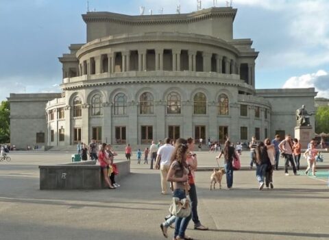 Bu ölkə Ermənistana “axın” edir – Sərkisyan