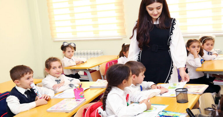 Müəllimlər üçün vahid məktəbli forması… – Nazir
