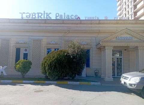 Bakıda şadlıq sarayında yanğın baş verib