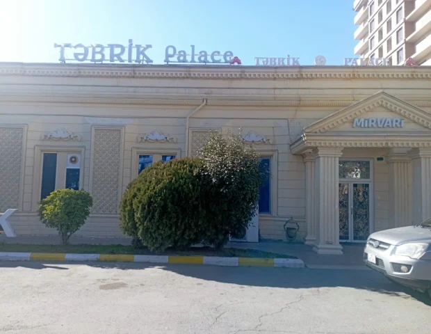 Bakıda şadlıq sarayında yanğın baş verib