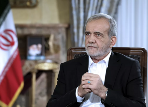 Pezeşkiandan dünyaya meydan oxuyan bəyanat: “Bütün dünya birləşsə də, təslim olmayacağıq”