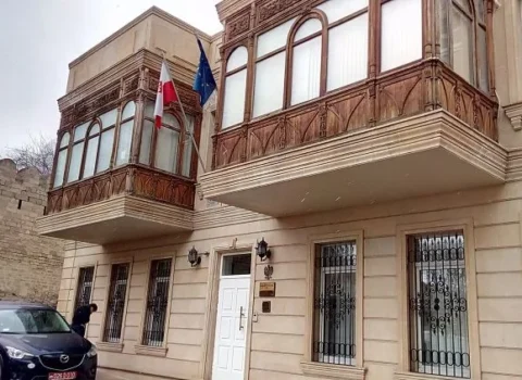 Rusiya raket atdı: Polşa səfirliyi zərər gördü