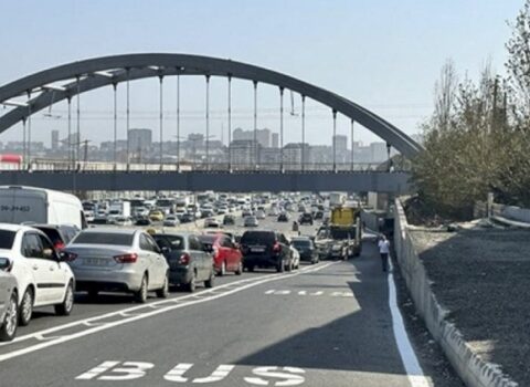 Sumqayıt və Xırdalandan Bakıya hər gün 100 min maşın gəlir