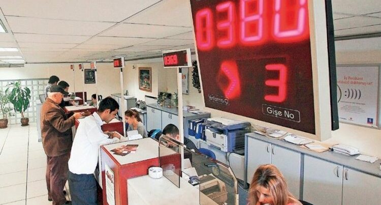 Bankların “səssiz” fırıldağı – Müştərilər niyə sonradan xəbər tutur?