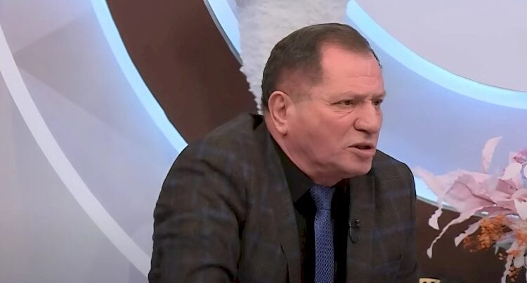 “5-10 manat qazanır, verir operatora ki, arxasını çəksin…” – Vəziroğlu İFŞA ETDİ