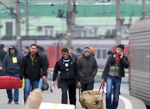 Azərbaycanlılar Rusiyaya ən çox gedənlər arasında ilk onluqdadır