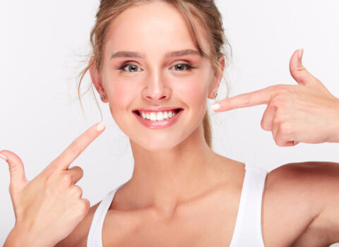 Diş sağlamlığı üçün əsas vitaminlər BUNLARDIR