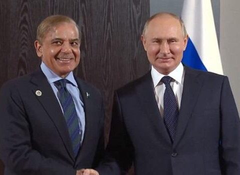 Putin Şahbaz Şəriflə görüşdü