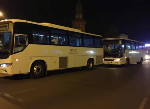 Bakıda iki avtobus toqquşdu — DETALLAR