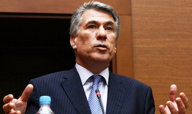 Əsgərovdan Fazil Mustafaya: Bu sözləri deyəndə ehtiyatlı olun!