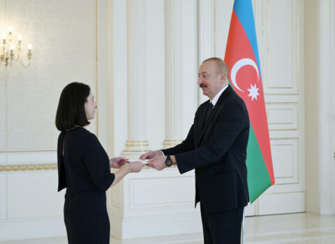 İlham Əliyev Fransanın yeni səfirini qəbul etdi