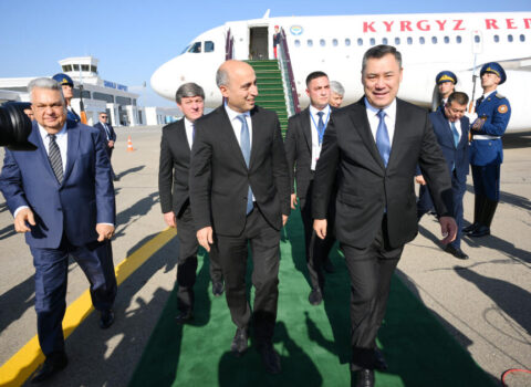 Japarov Qəbələyə gəldi