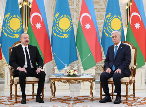 Astanada İlham Əliyevin Tokayev ilə təkbətək görüşü olub