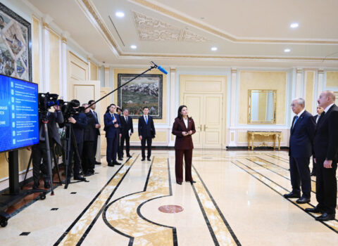 İlham Əliyevin və Tokayevin iştirakı ilə “Orta dəhlizin inkişafı” birgə layihəsinin təqdimatı oldu