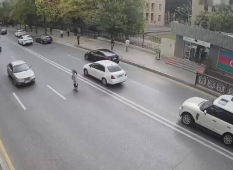 Bakıda piyadaların vurulduğu dəhşətli qəzalar – Anbaan görüntülər