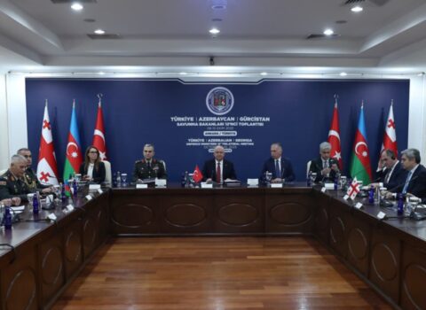 Azərbaycan, Gürcüstan və Türkiyə nazirləri Ankarada görüşdülər