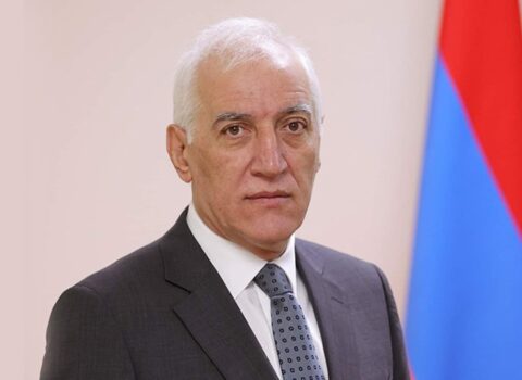 Ermənistanda Baş Qərargah rəisi vəzifəsindən azad edildi
