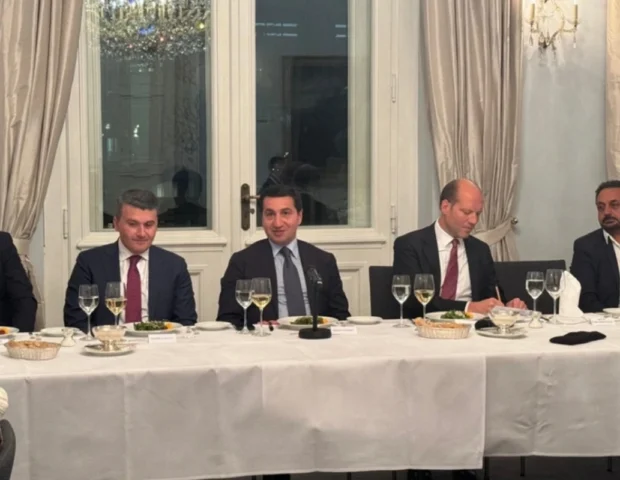 Almaniyada Azərbaycanın sülh və sabitliyin möhkəmlənməsində mühüm rolu müzakirə olundu