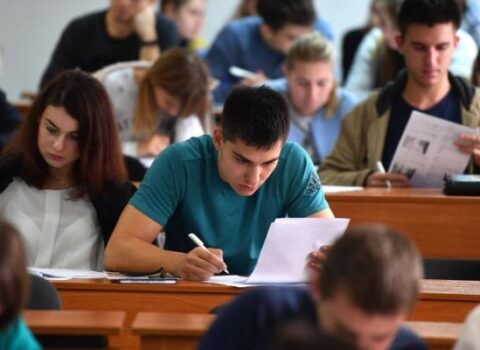 Gürcüstanda orta və ali təhsilin müddəti azaldılır