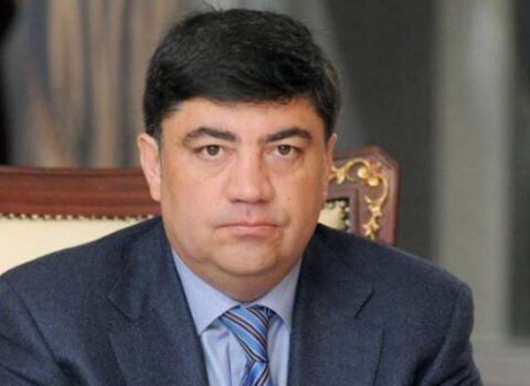 Ramiz Mehdiyevin kürəkəninin bahalı avtomobil kolleksiyası