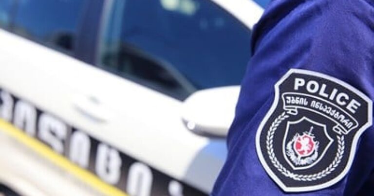 Gürcüstanın sabiq yüksək vəzifəli şəxslərinin evlərində axtarışlar aparılıb Gürcüstanın sabiq yüksək vəzifəli şəxslərinin evlərində axtarışlar aparılıb