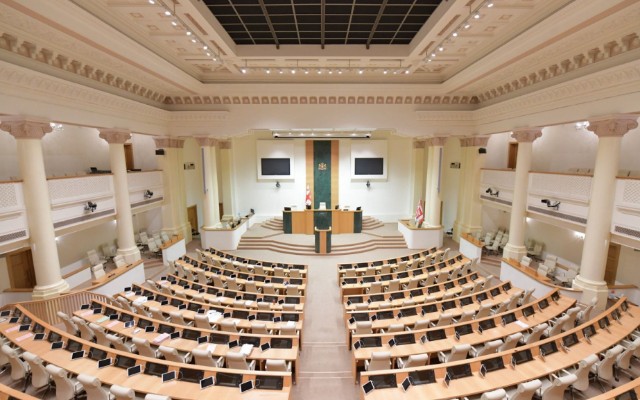 Gürcüstanda müxalif deputatlardan ibarət yeni fraksiya yarandı Gürcüstanda müxalif deputatlardan ibarət yeni fraksiya yarandı