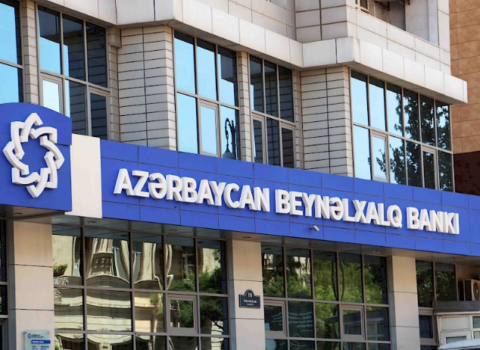 ABB-nin Qaradağ filialının işi İFLİC OLDU: Müştərilər narazıdır, bəs bank nə deyir?