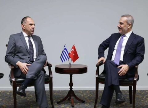 Türkiyə və Yunanıstan XİN başçıları görüşdü