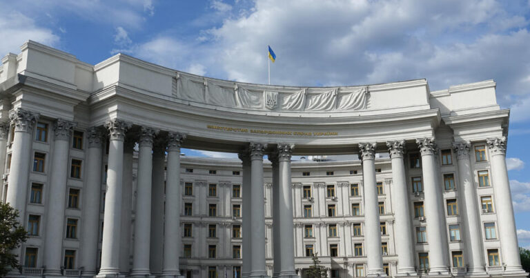 Ukrayna Xarici İşlər Nazirliyi jurnalistləri TƏHDİD ETDİ Ukrayna Xarici İşlər Nazirliyi jurnalistləri TƏHDİD ETDİ