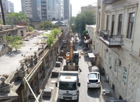 İslam Səfərli küçəsində içməli su və kanalizasiya xətləri yenilənir – VİDEO – FOTO