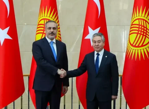 Fidan Qəbələdə Qırğızıstan XİN rəhbəri ilə görüşdü