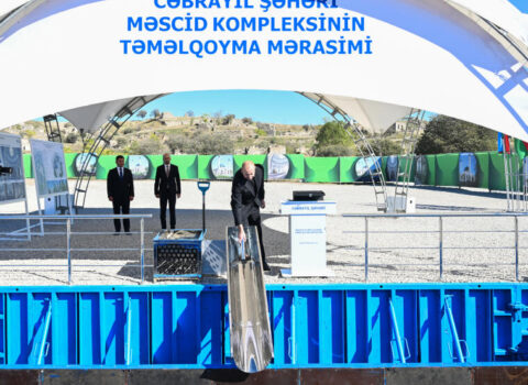 Prezident Cəbrayıl şəhər məscidinin təməlini qoyub – FOTO